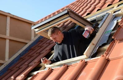 Pose de fenêtres de toit Velux à Crouy